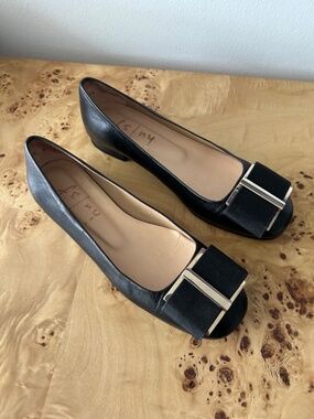 EXC $225 French Sole Abby Black Leather Gold Bow Ballet Flats SZ 6